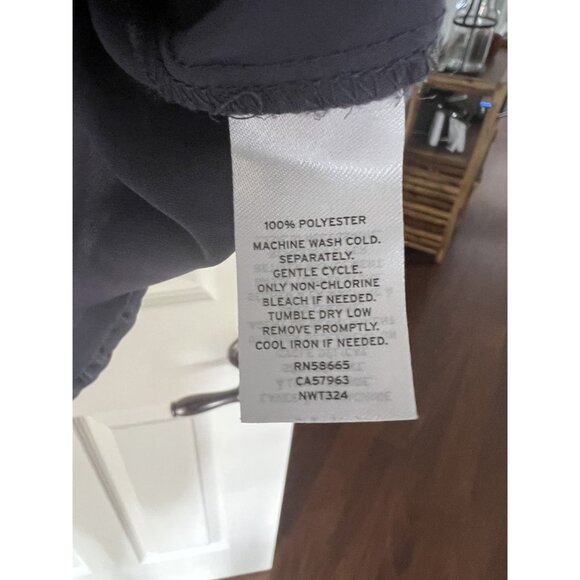 14th & Union Navy Sleeveless Blouse V Neck Pleated Front Work Top Women’s Size S - Picture 3 of 4